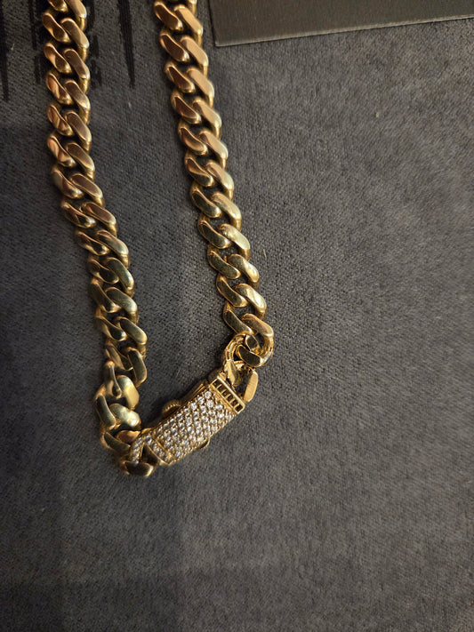 9kt Gold Curb Chain