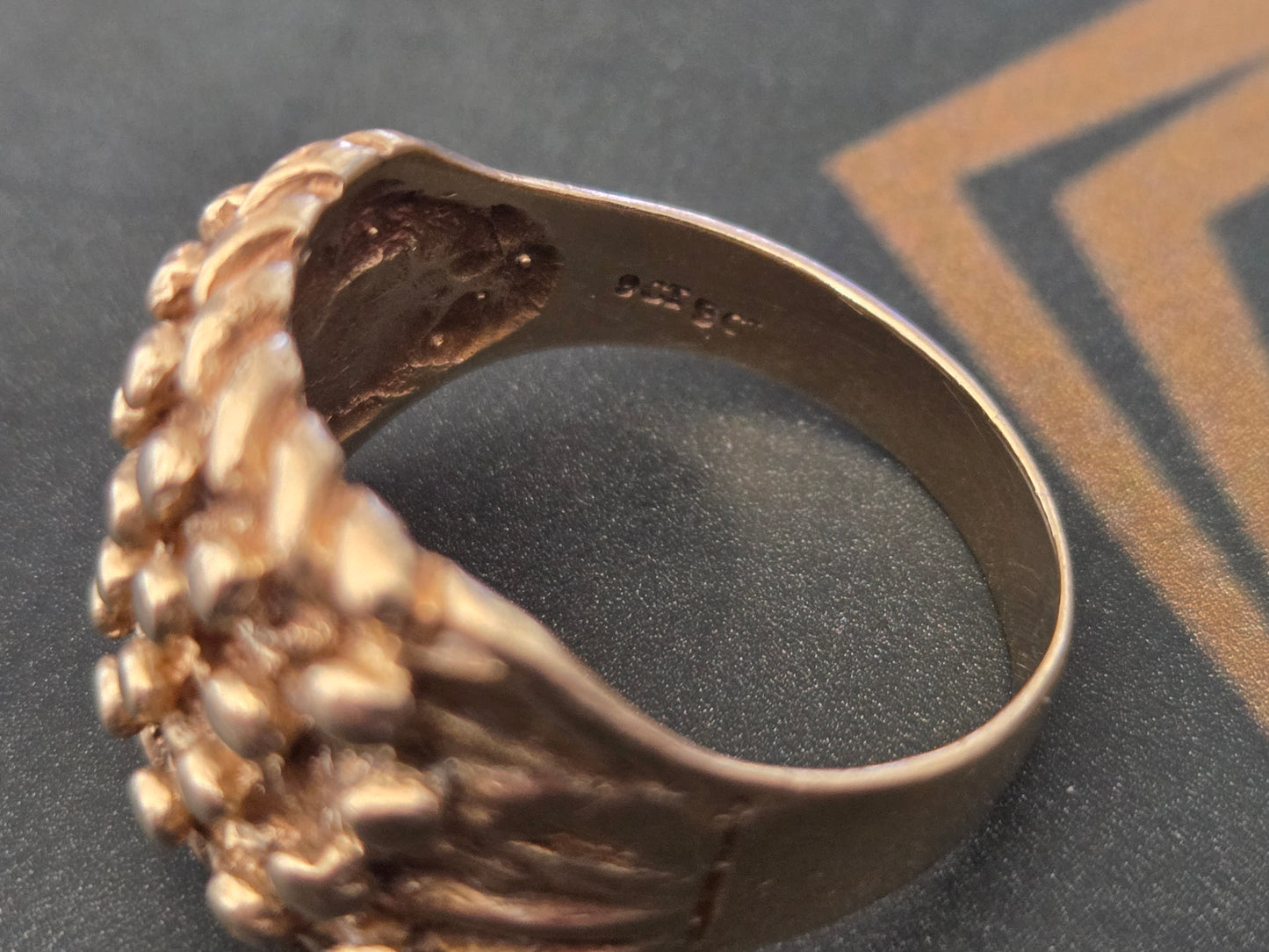 9ct Gold Keeper Ring