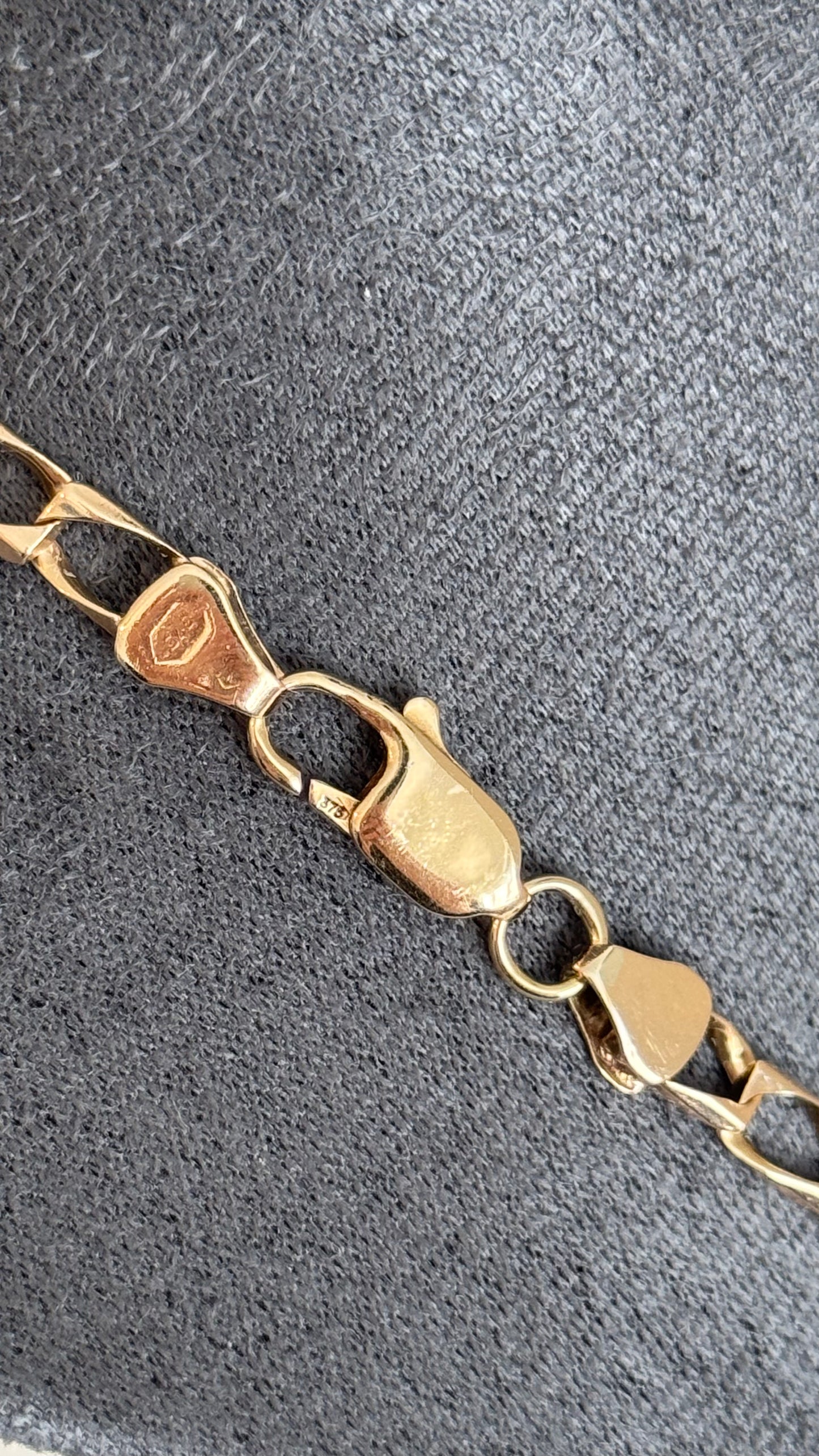 9ct Gold Curb Chain