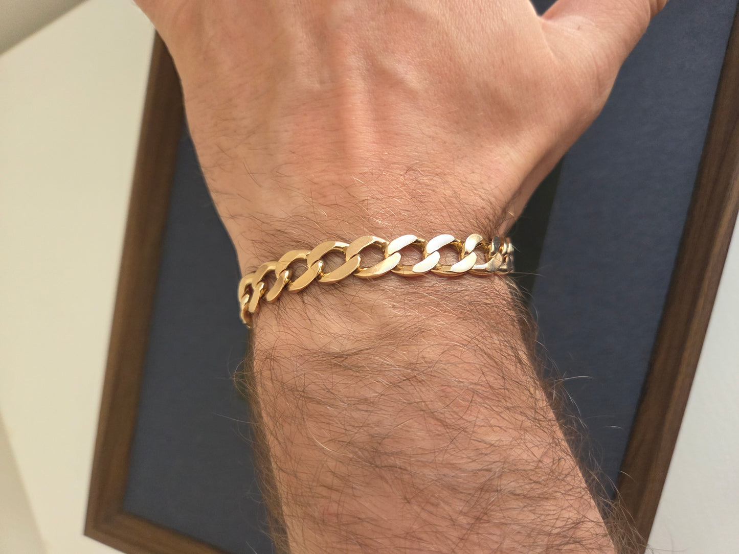 9kt Gold Curb Bracelet