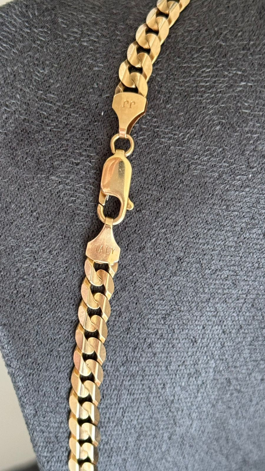 9ct Gold Curb Chain Solid