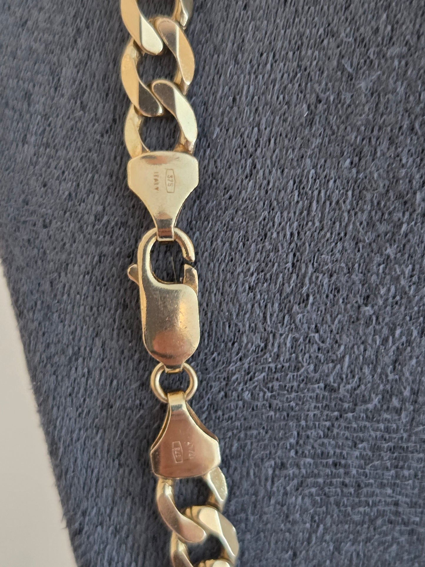 9ct Gold Curb Chain Solid