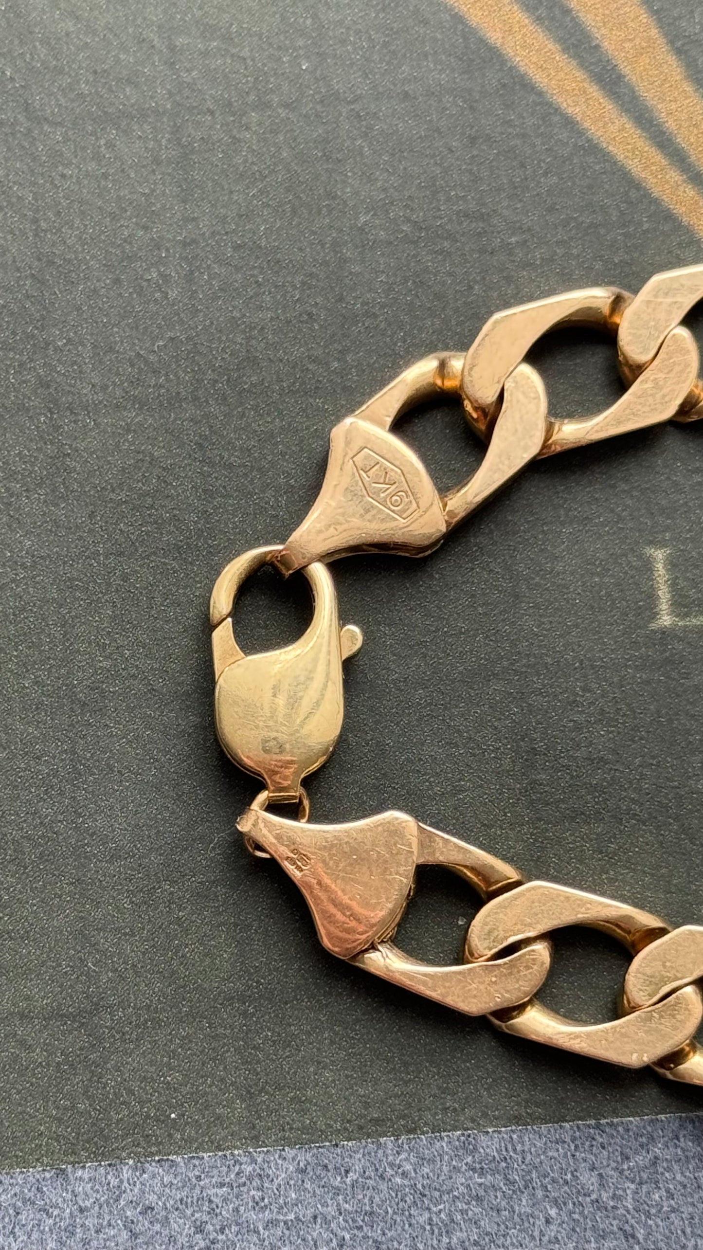 9ct Gold Curb Bracelet Solid