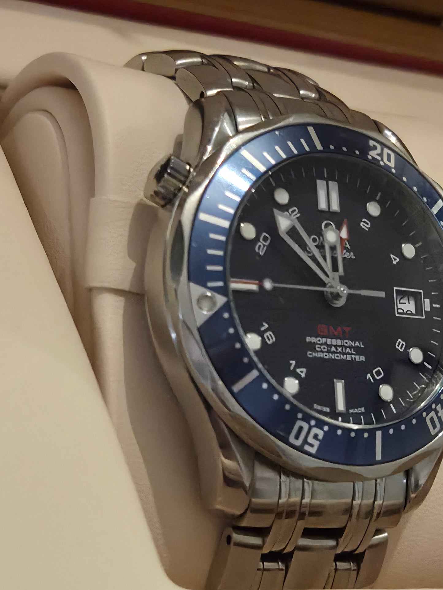 Omega Seamaster GMT
